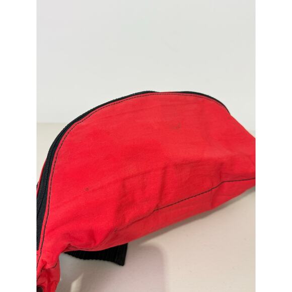 Vtg 90's Marlboro Adventure Team Red Fanny Pack 3 Pocket, missing canteen - Picture 6 of 11